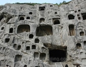 Overlook the Longmen Caves