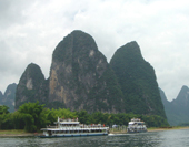 Cruise on Li River